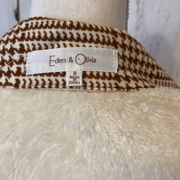 Eden & Olivia shirt jacket - Picture 6 of 7